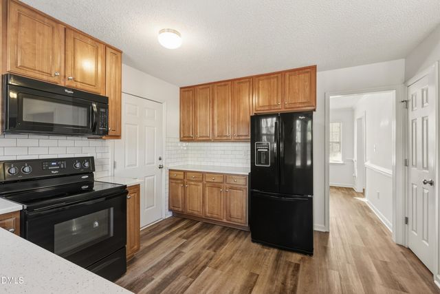 423 Kinsman Court, Fuquay Varina, NC 27526