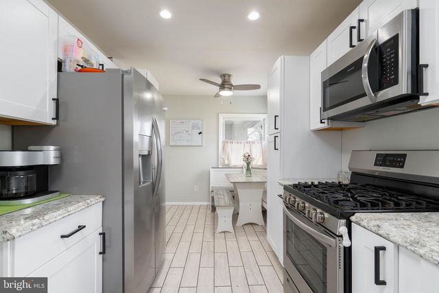 1704 N VALLEY AVE, Vineland, NJ 08360