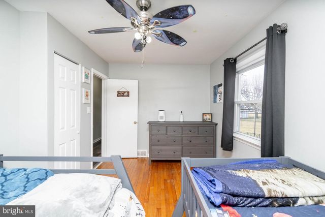 1704 N VALLEY AVE, Vineland, NJ 08360