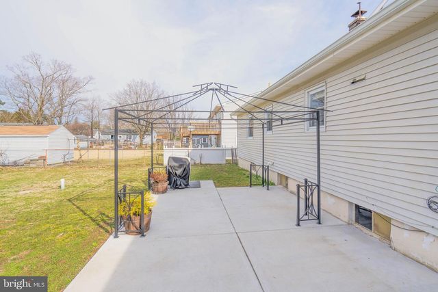 1704 N VALLEY AVE, Vineland, NJ 08360