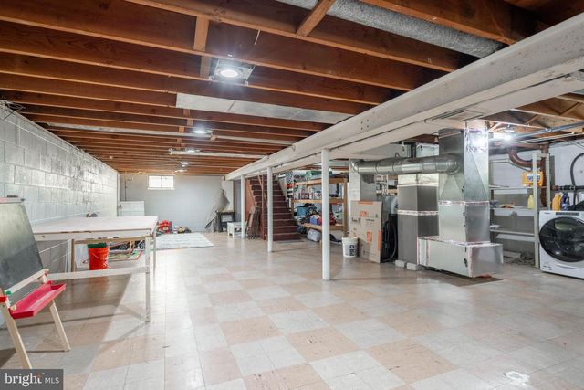 1704 N VALLEY AVE, Vineland, NJ 08360