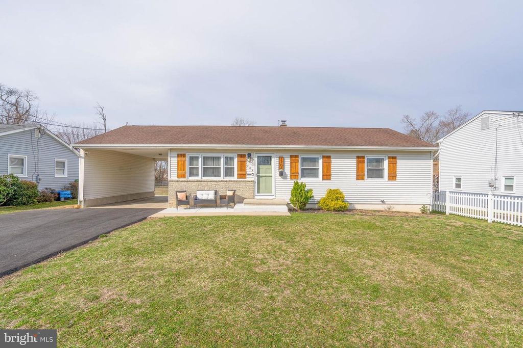 1704 N VALLEY AVE, Vineland, NJ 08360