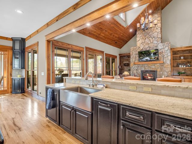 27 Anchor Drive, Nebo, NC 28761