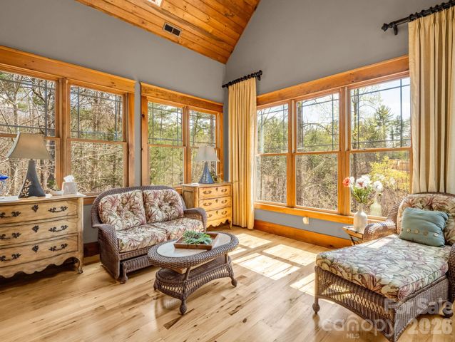 27 Anchor Drive, Nebo, NC 28761
