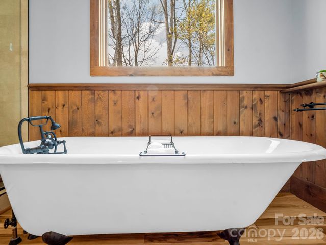 27 Anchor Drive, Nebo, NC 28761