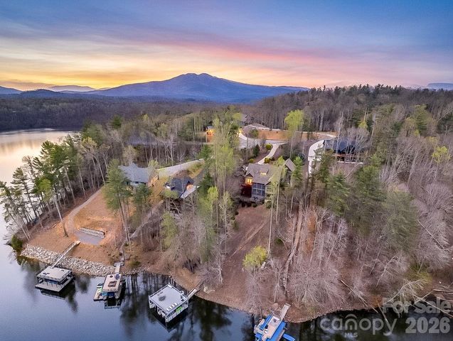 27 Anchor Drive, Nebo, NC 28761