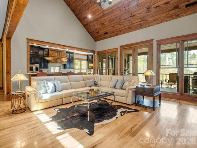 27 Anchor Drive, Nebo, NC 28761