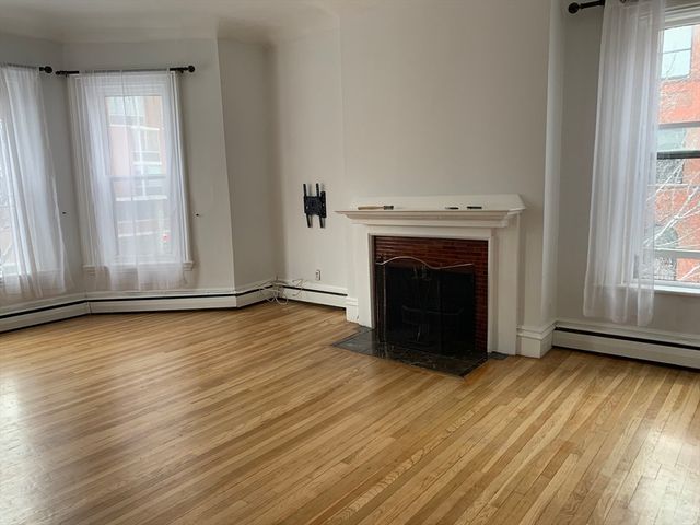 351 Beacon St 5, Boston, MA 02116
