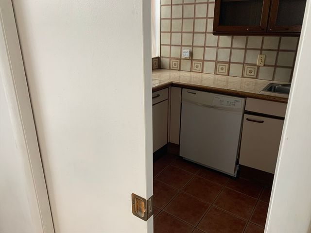 351 Beacon St 5, Boston, MA 02116