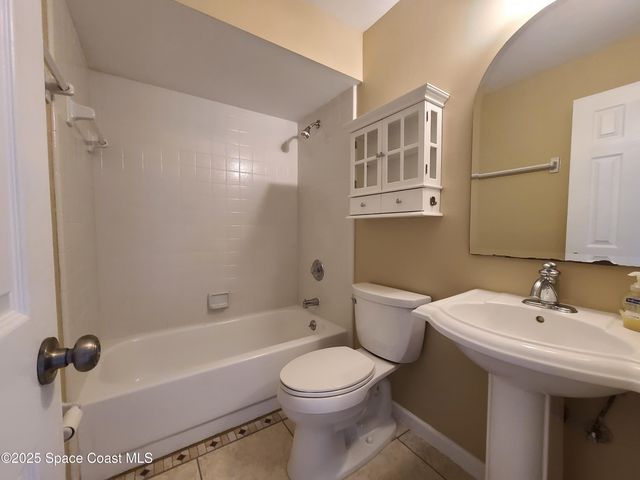100 Summer Place 7, Merritt Island, FL 32953