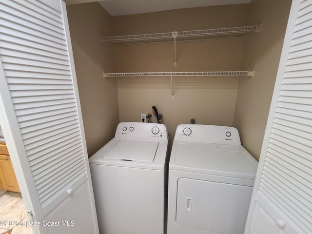 100 Summer Place 7, Merritt Island, FL 32953