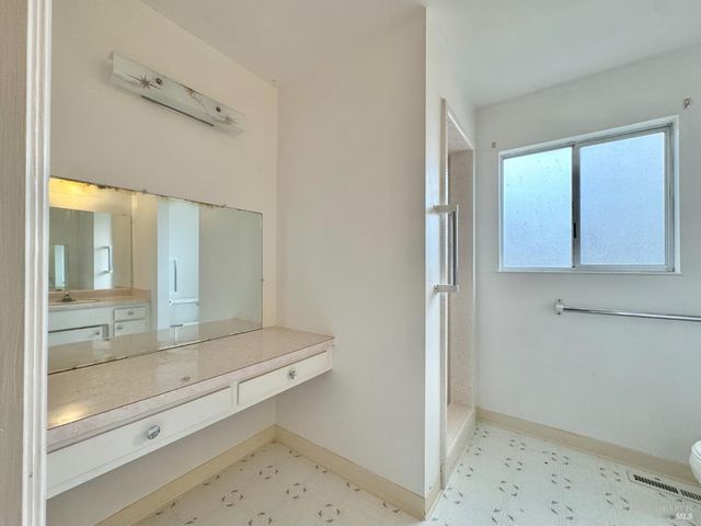 2760 Clifford St, Napa, CA 94558