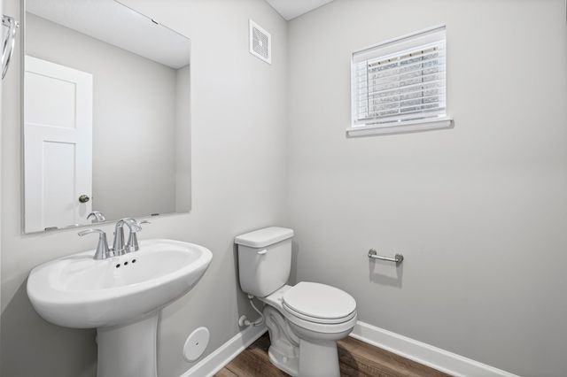 9468 Bridle Way, Victoria, MN 55386