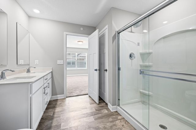 9468 Bridle Way, Victoria, MN 55386