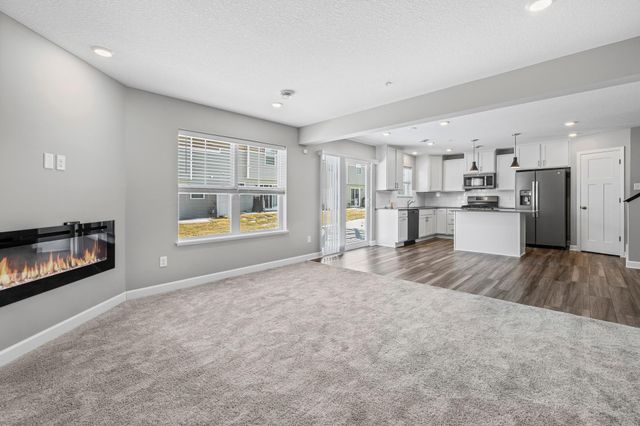 9468 Bridle Way, Victoria, MN 55386