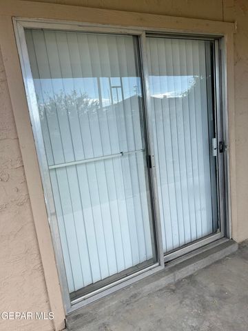 220 Moon River Lane, El Paso, TX 79912