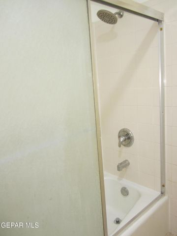220 Moon River Lane, El Paso, TX 79912