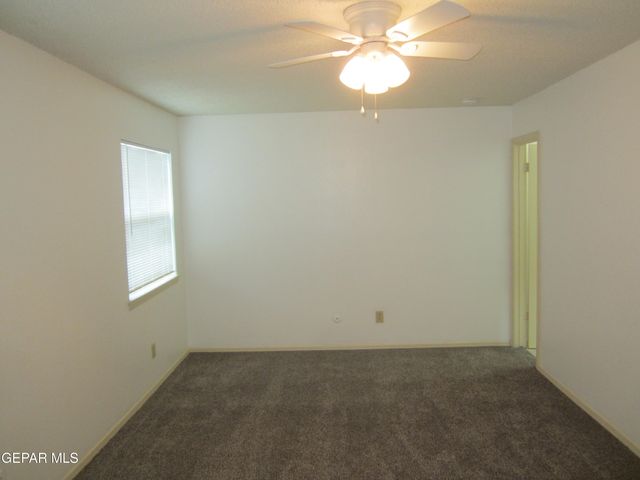 220 Moon River Lane, El Paso, TX 79912