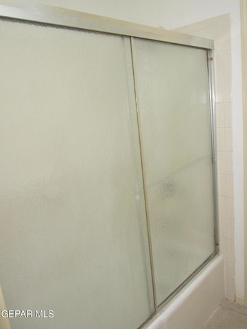 220 Moon River Lane, El Paso, TX 79912