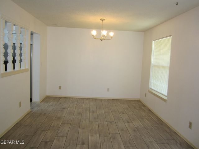 220 Moon River Lane, El Paso, TX 79912