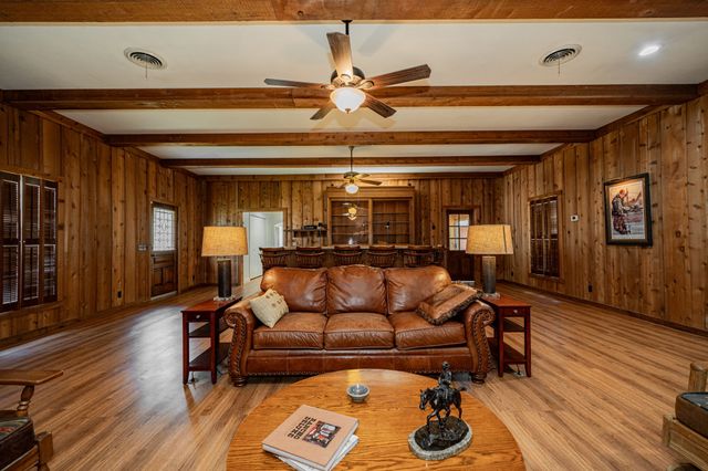 809 Cobb Street, Bridgeport, TX 76426