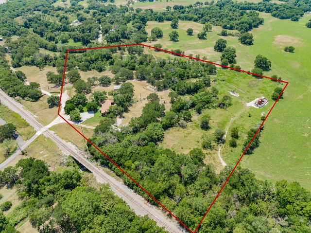 809 Cobb Street, Bridgeport, TX 76426