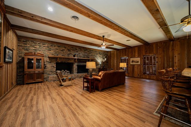 809 Cobb Street, Bridgeport, TX 76426