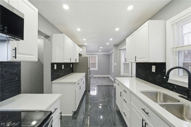 3153 Becket Road, Cleveland, OH 44120