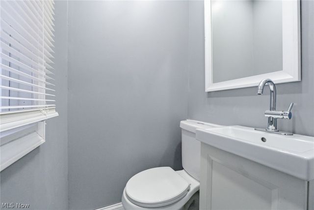 3153 Becket Road, Cleveland, OH 44120