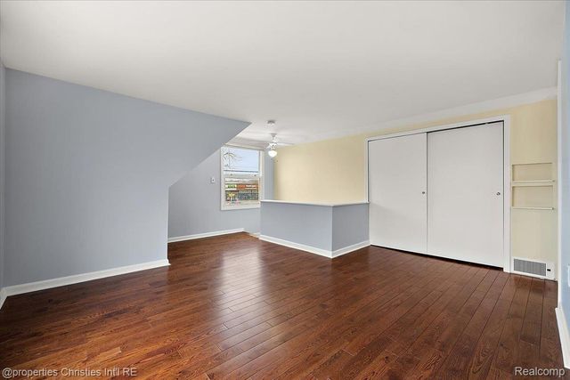 2435 Sunnyknoll Avenue, Berkley, MI 48072