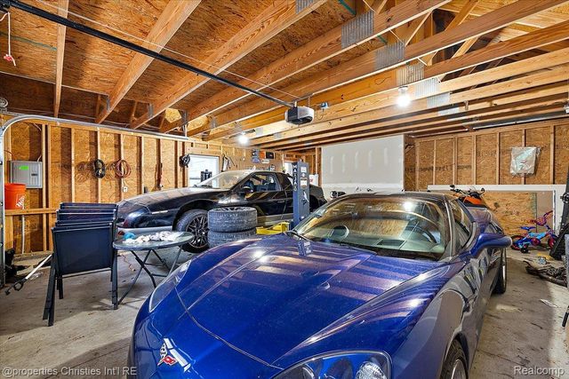 2435 Sunnyknoll Avenue, Berkley, MI 48072