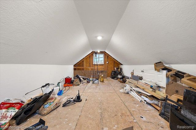 2435 Sunnyknoll Avenue, Berkley, MI 48072