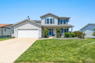 4010 Cambridge Crossing Drive, St Charles, MO 63304
