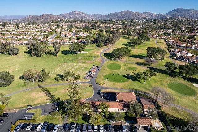 17617 Pomerado Rd 215, San Diego, CA 92128