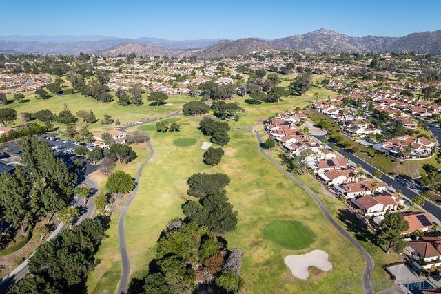 17617 Pomerado Rd 215, San Diego, CA 92128