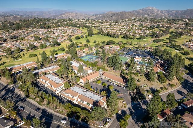 17617 Pomerado Rd 215, San Diego, CA 92128