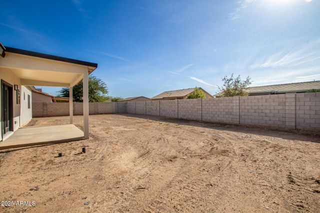 11405 W Madero Drive, Arizona City, AZ 85123