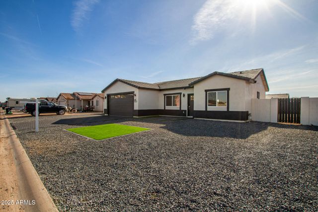 11405 W Madero Drive, Arizona City, AZ 85123