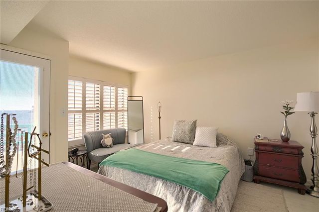 7501 River Rd Apt 4B, Newport News, VA 23607