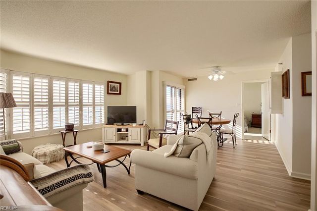 7501 River Rd Apt 4B, Newport News, VA 23607