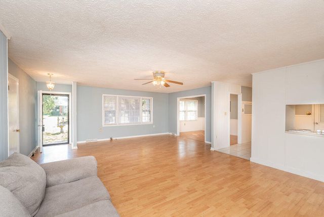 410 Heathwood Drive, Aiken, SC 29803