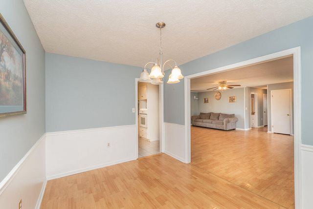 410 Heathwood Drive, Aiken, SC 29803