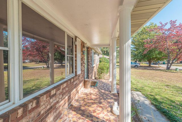 410 Heathwood Drive, Aiken, SC 29803