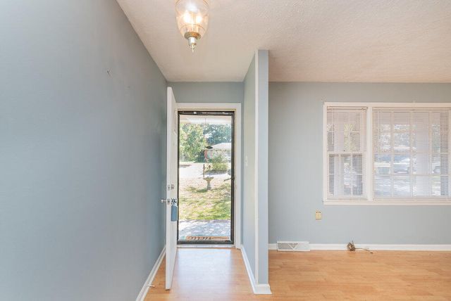 410 Heathwood Drive, Aiken, SC 29803