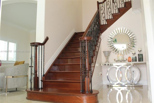 15580 SW 176th Ter, Miami, FL 33187