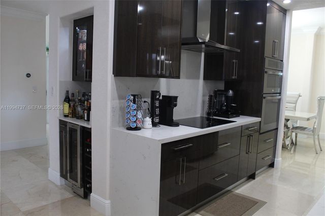 15580 SW 176th Ter, Miami, FL 33187