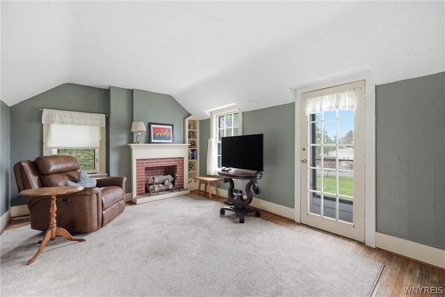 4360 South Buffalo Street, Orchard Park, NY 14127