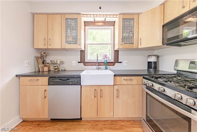 2661 Idlewood Road, Cleveland Heights, OH 44118