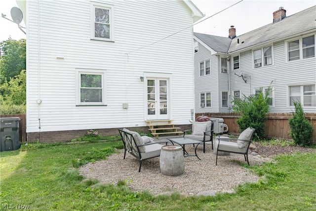 2661 Idlewood Road, Cleveland Heights, OH 44118