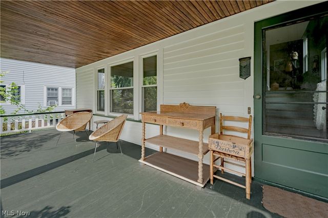 2661 Idlewood Road, Cleveland Heights, OH 44118